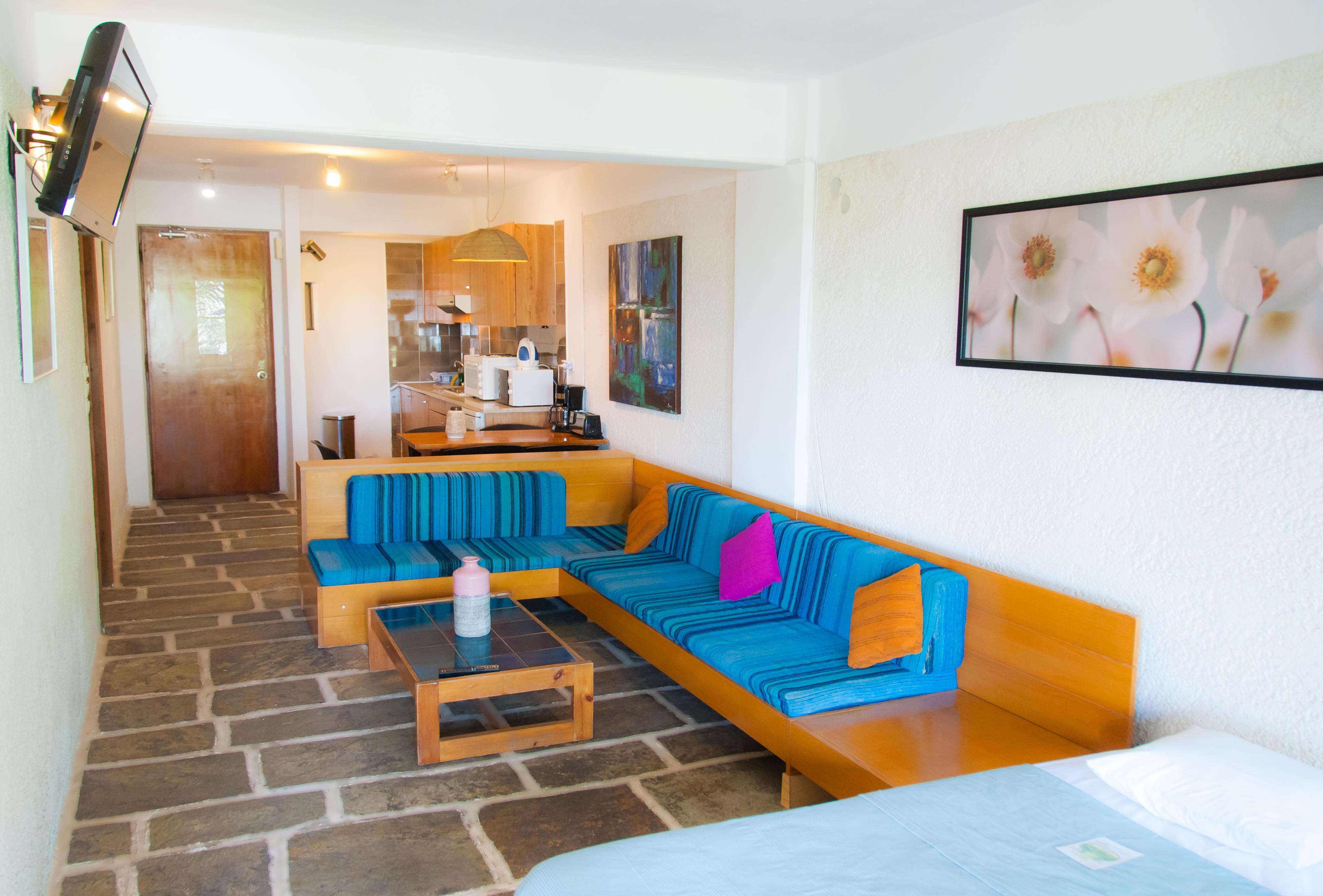 Apollonia Hotel Apartments Варкіза Екстер'єр фото