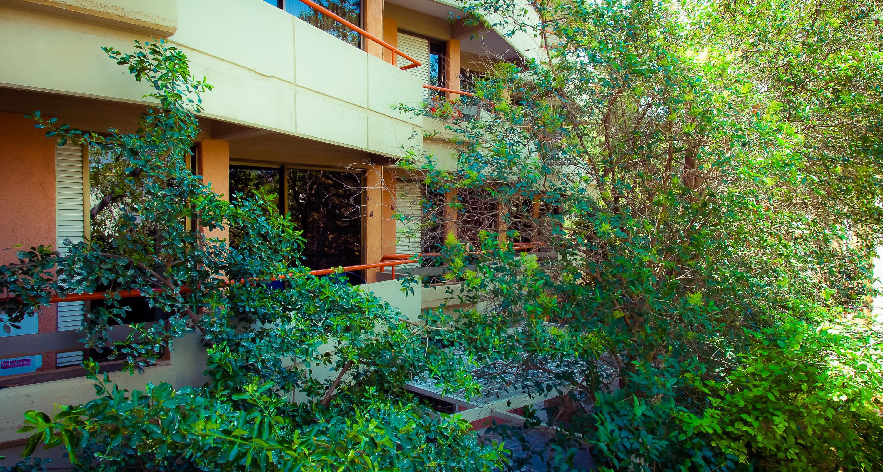Apollonia Hotel Apartments Варкіза Екстер'єр фото