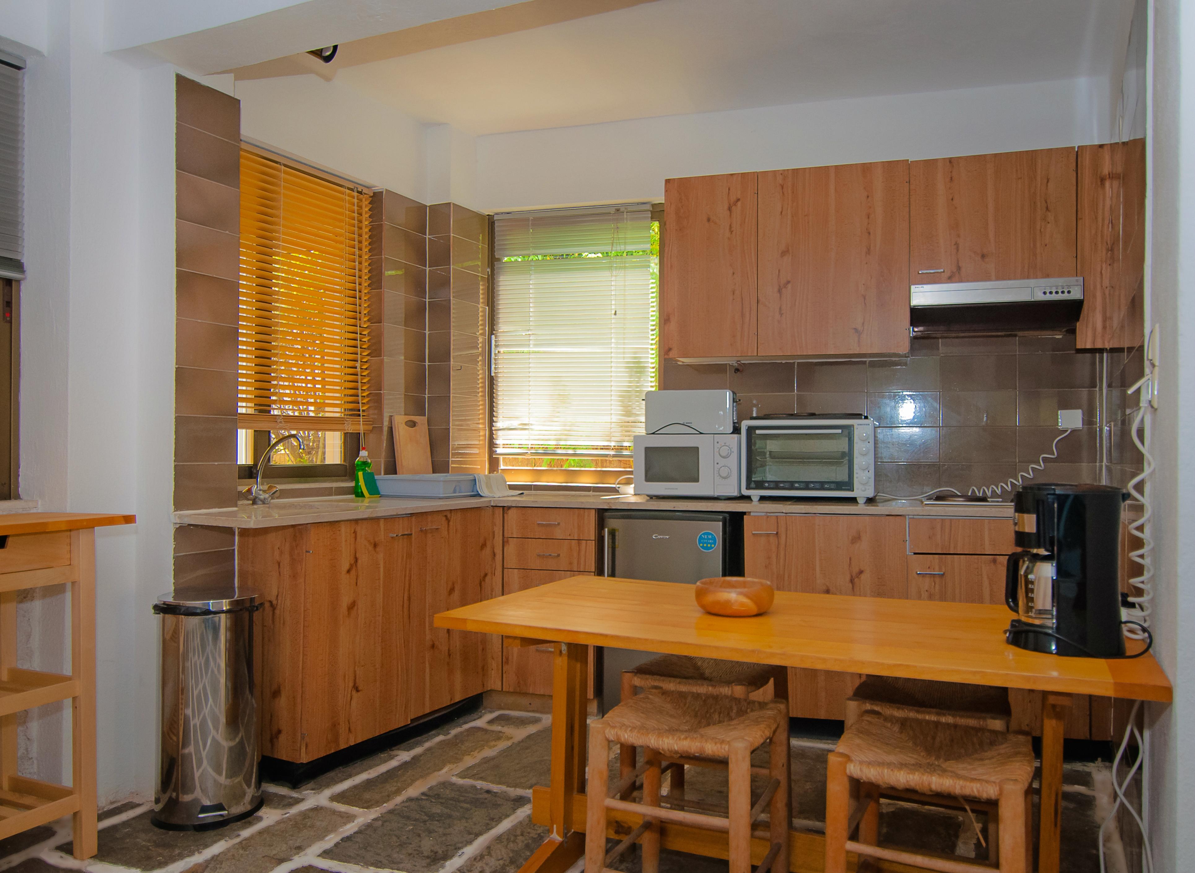 Apollonia Hotel Apartments Варкіза Екстер'єр фото