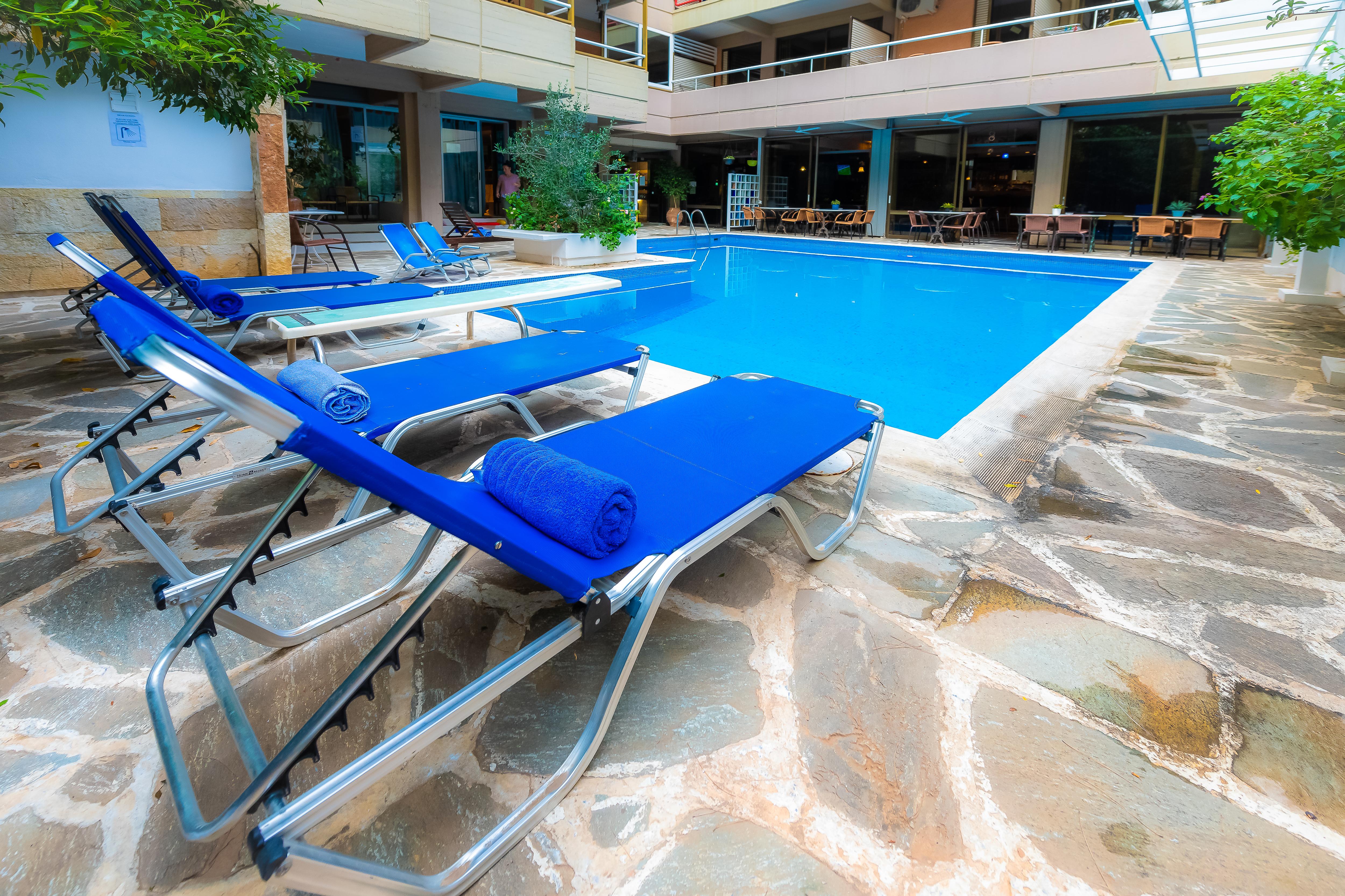 Apollonia Hotel Apartments Варкіза Екстер'єр фото